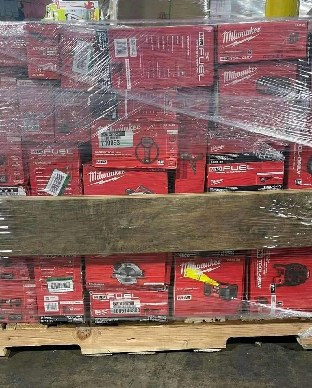 Milwaukee Pallets For Sale - Image 7