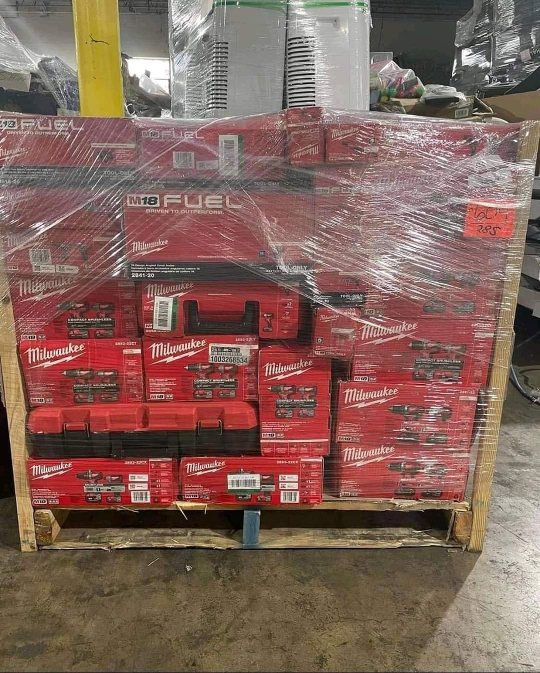 Milwaukee Pallets For Sale - Image 6