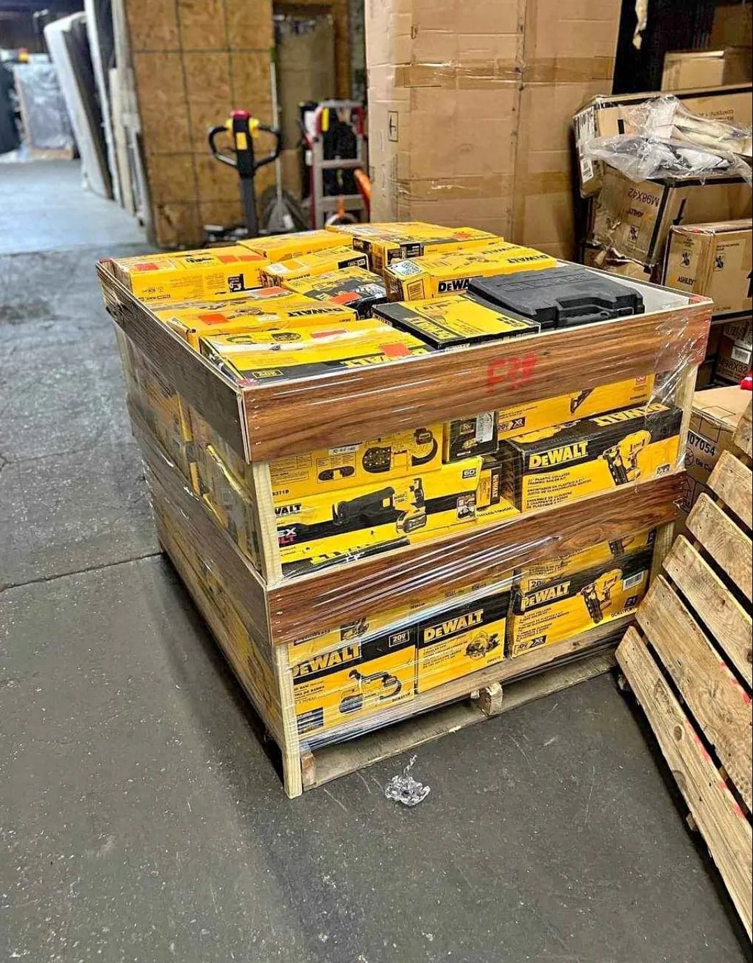 Dewalt Tool Pallets - Image 5