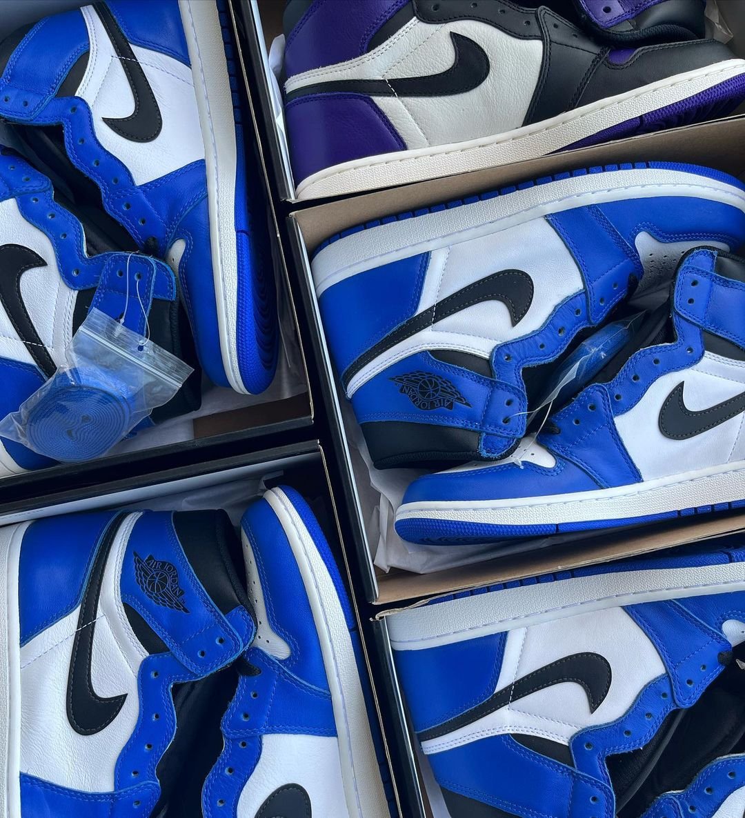 Authentic Nike shoes - Image 25