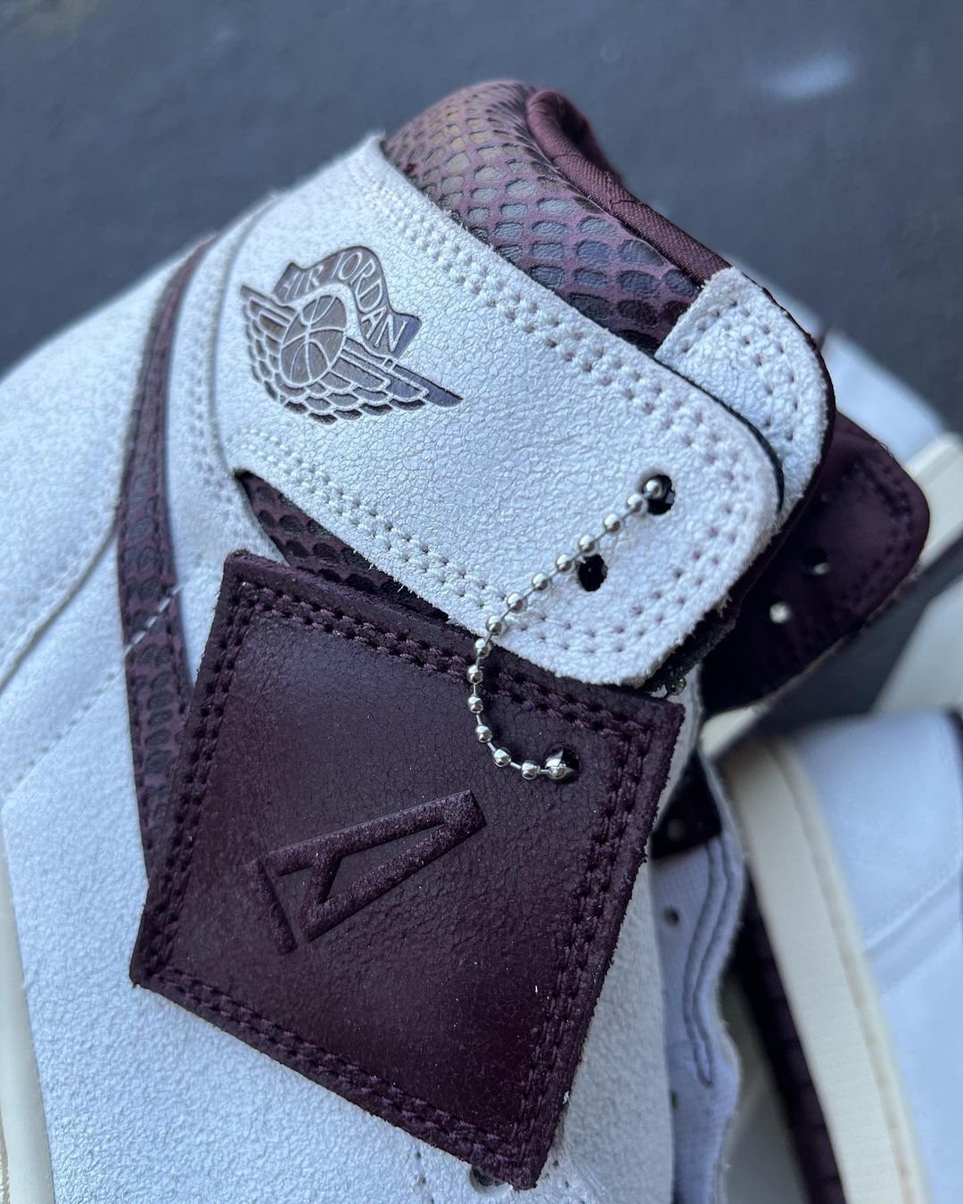 Authentic Nike shoes - Image 22