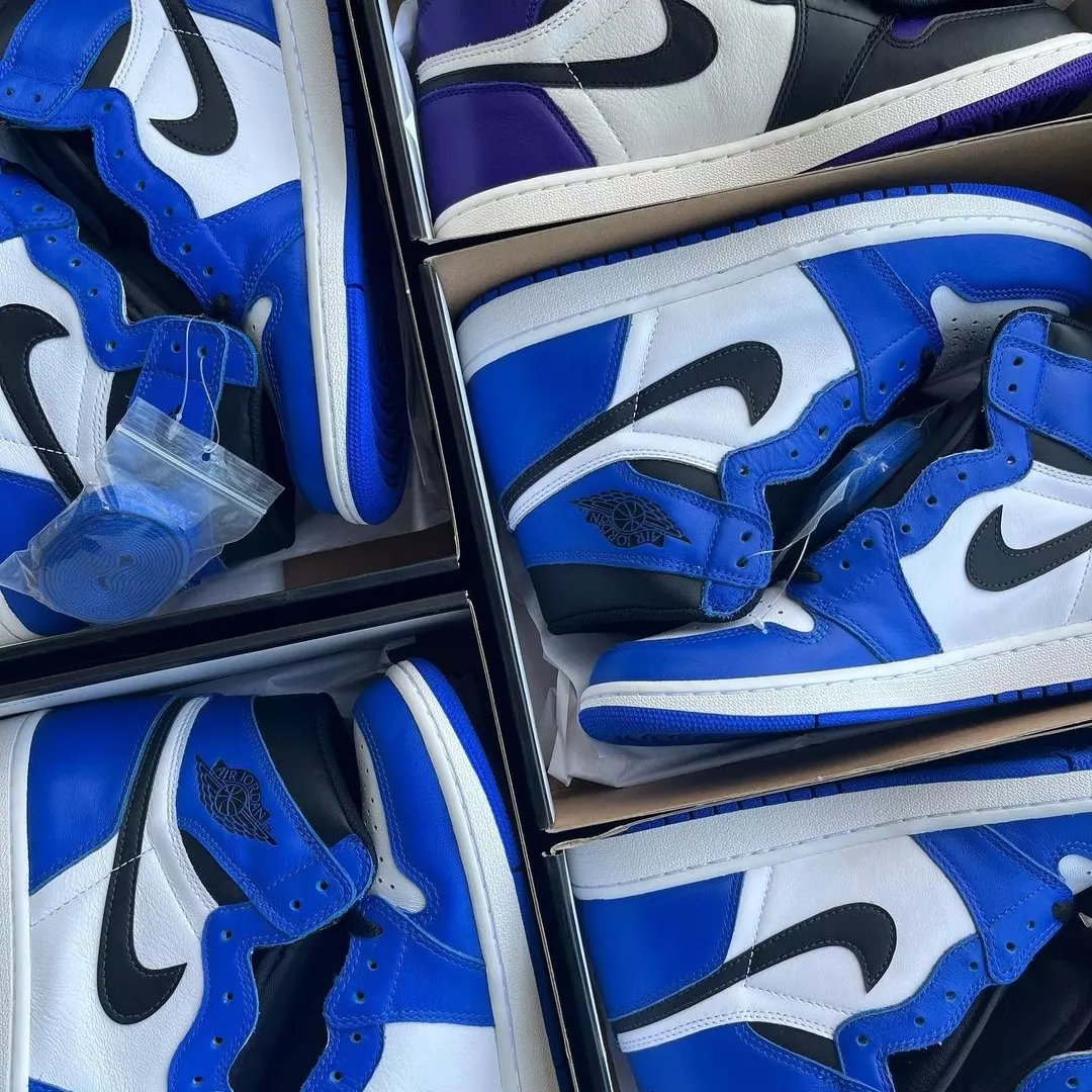 Authentic Nike shoes - Image 24