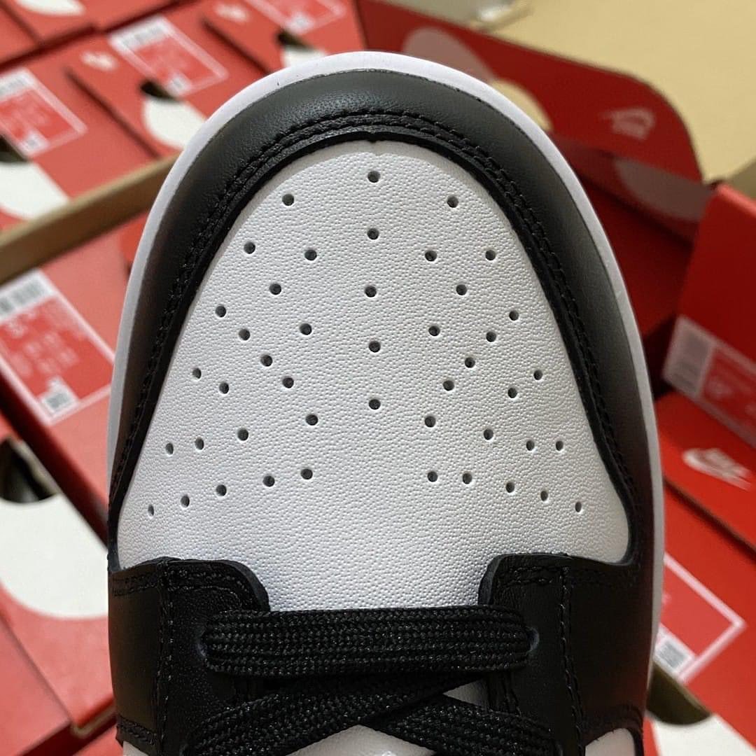 Authentic Nike shoes - Image 15