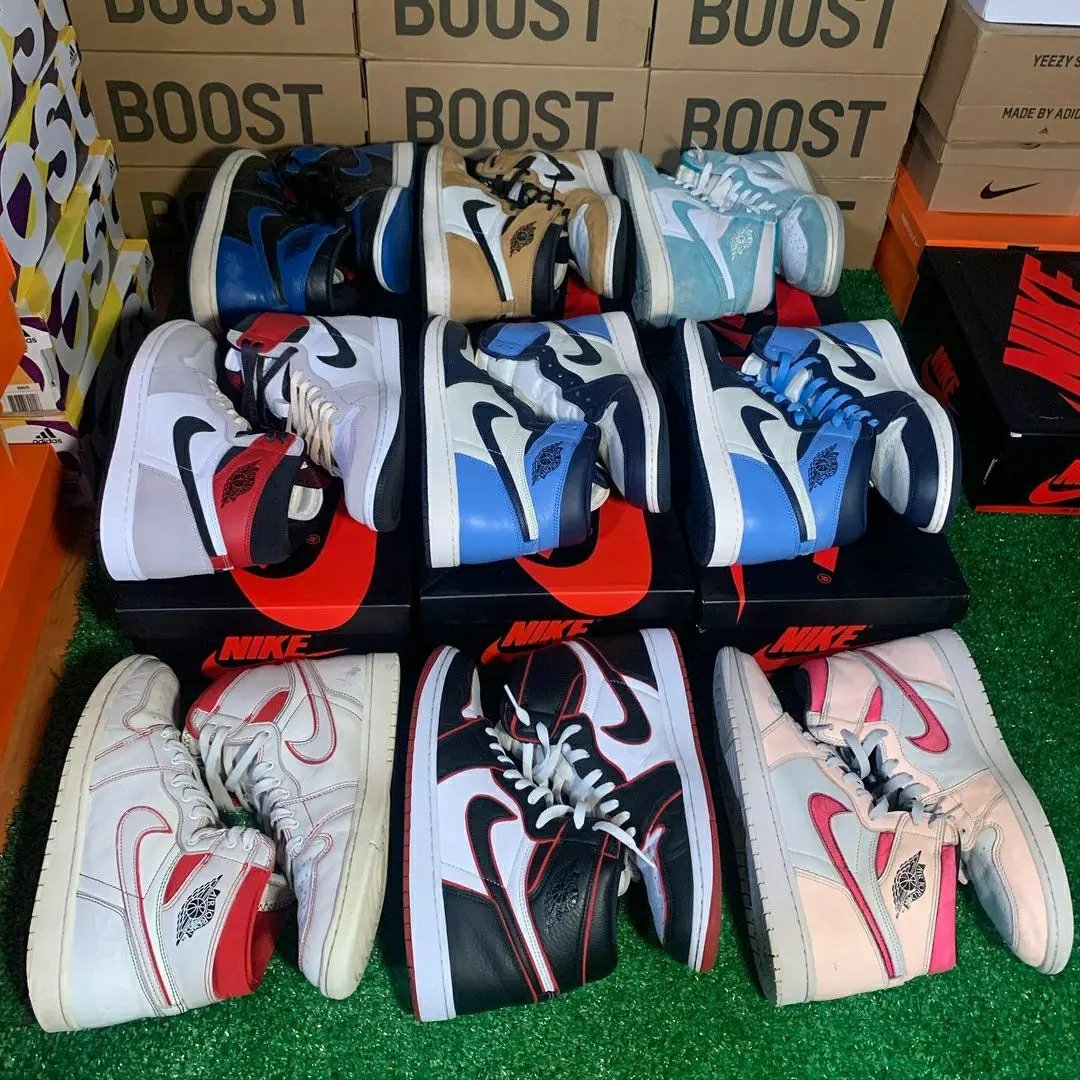 Authentic Nike shoes - Image 2