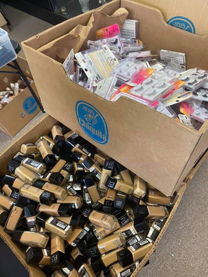 All In One Makeup Pallet For Sale - Image 6