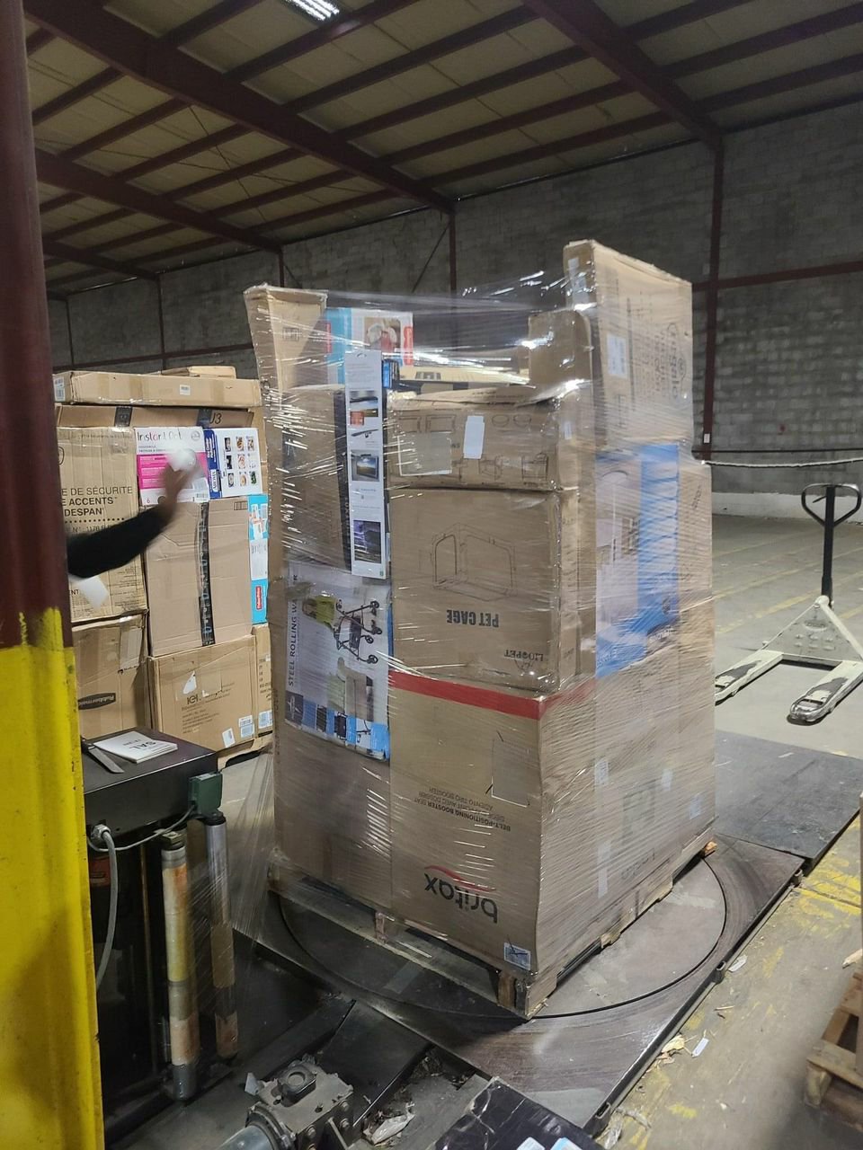 TRGT Bulk Overstock Pallets - Image 15