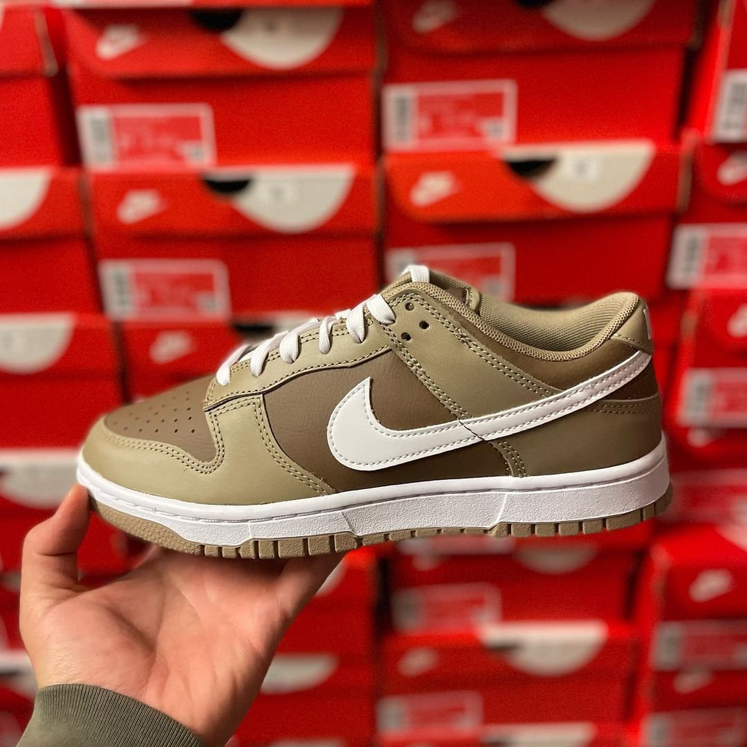 Authentic Nike sneakers pallets - Image 59