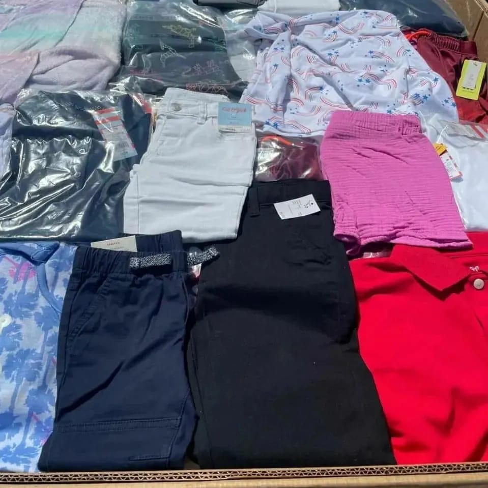 Kids clothes pallet - Image 8