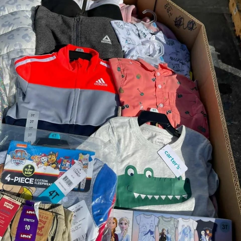 Kids clothes pallet - Image 3