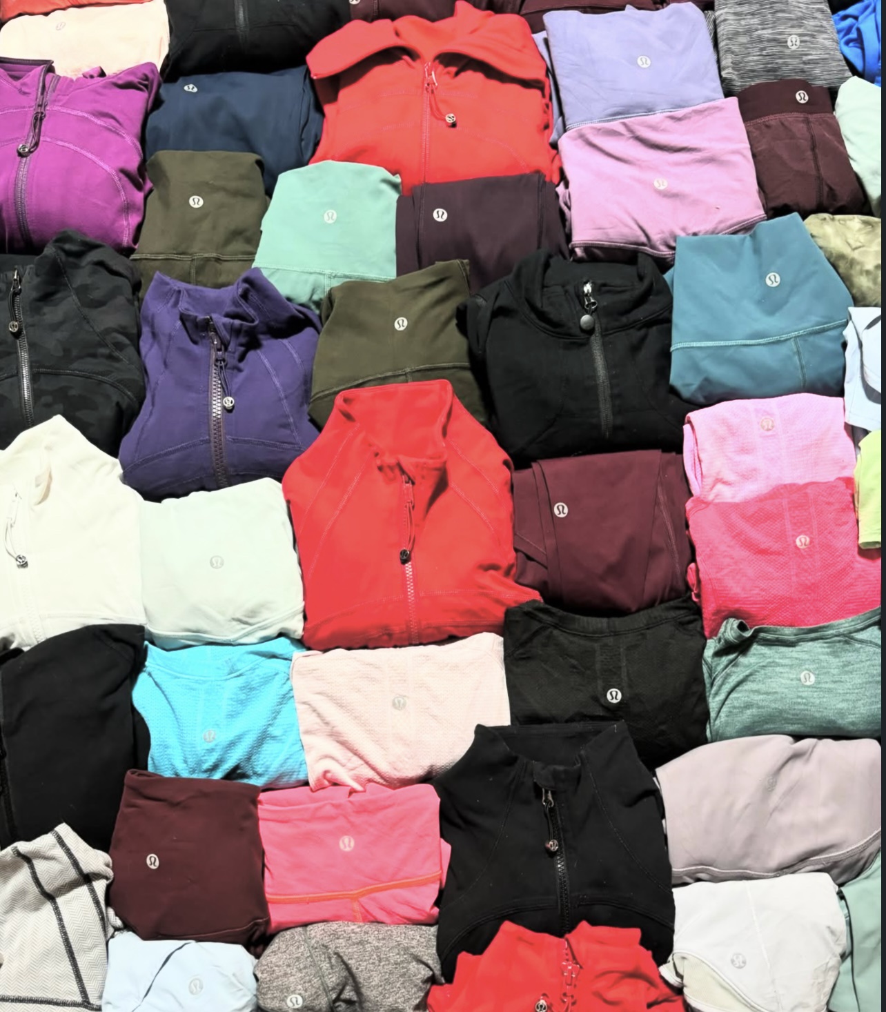 Lululemon clothing pallet - Image 2