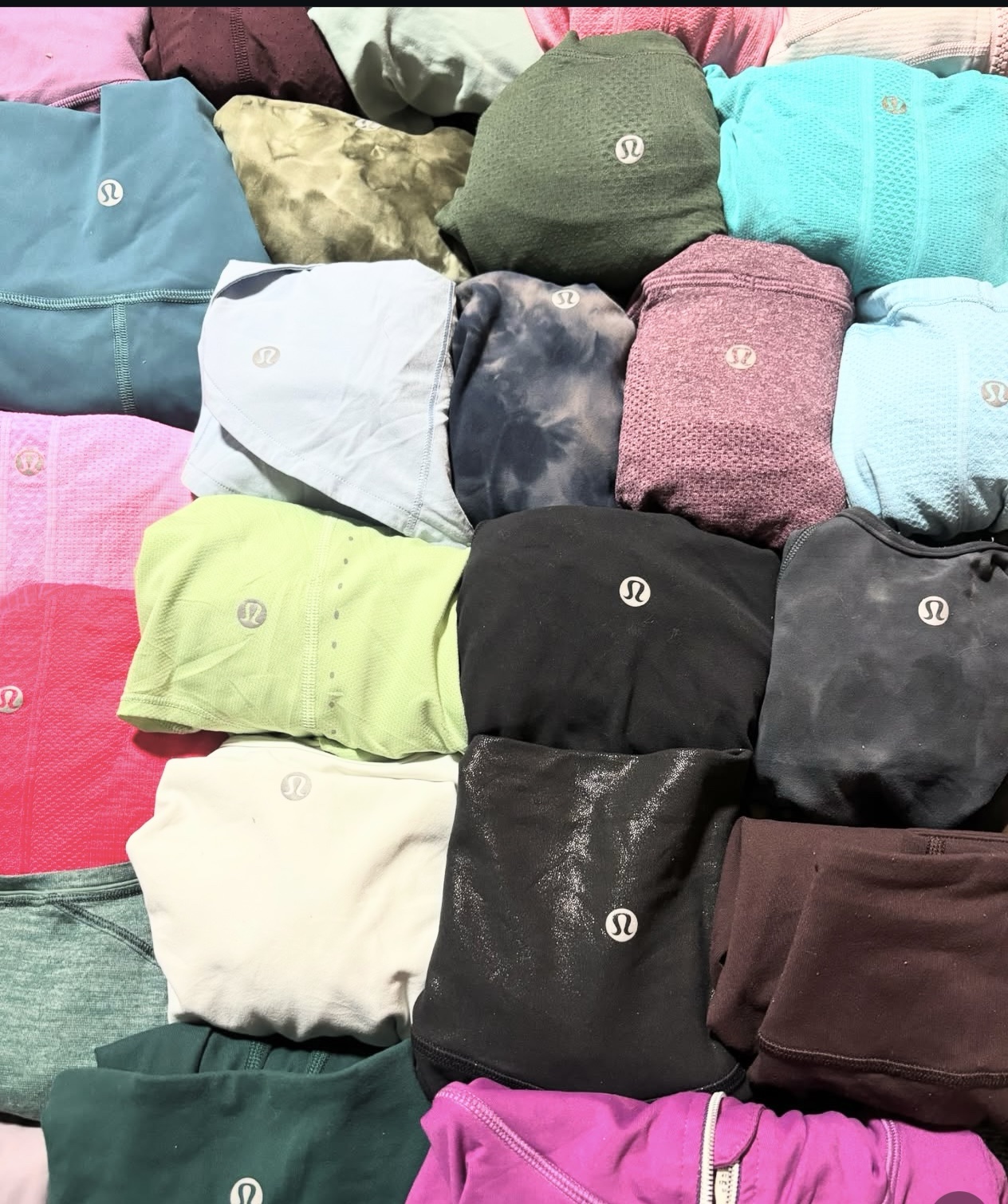 Lululemon clothing pallet