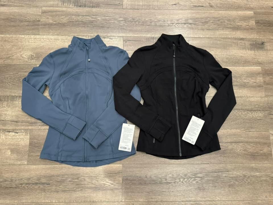 Lululemon clothing pallet - Image 26