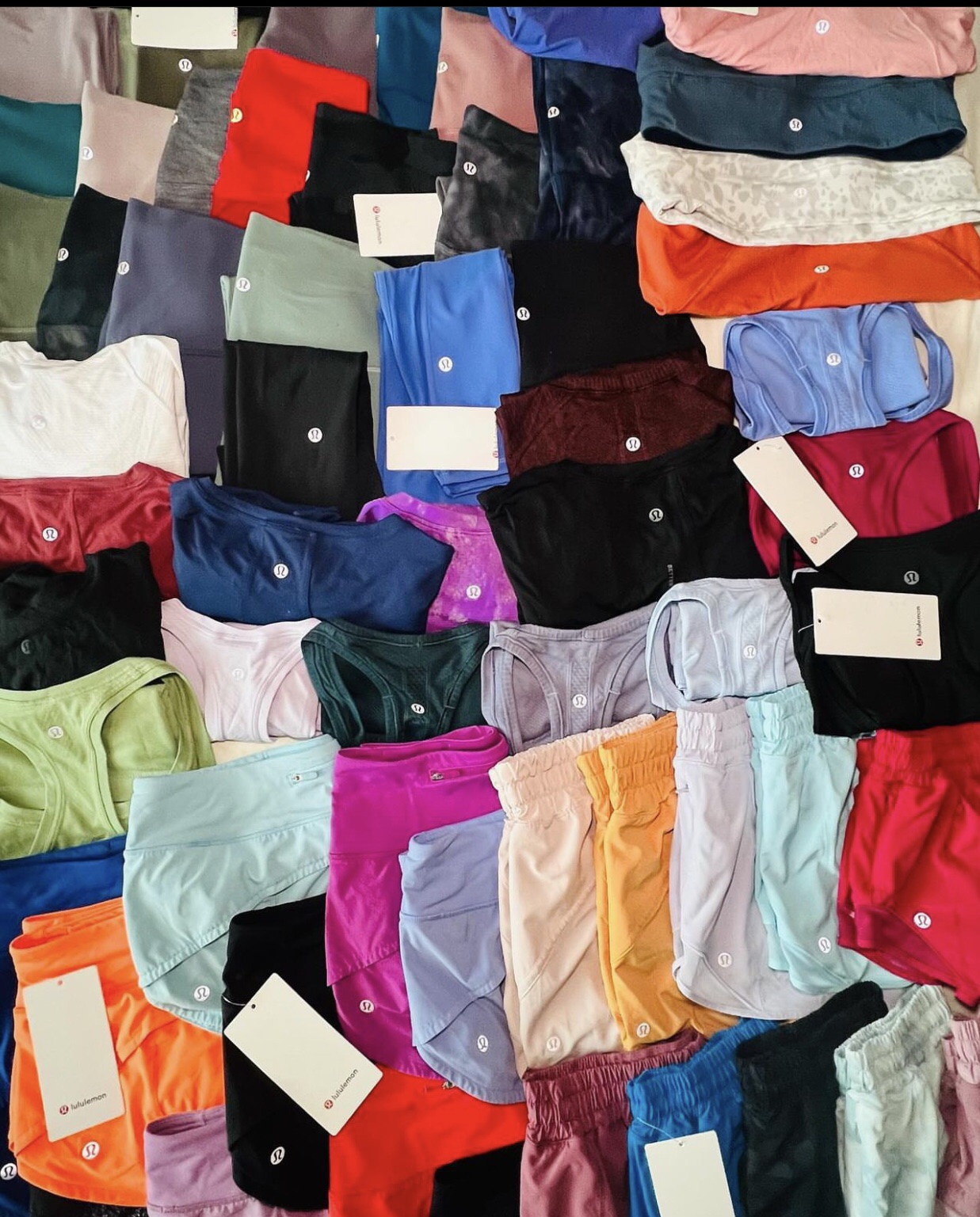 Lululemon clothing pallet - Image 13