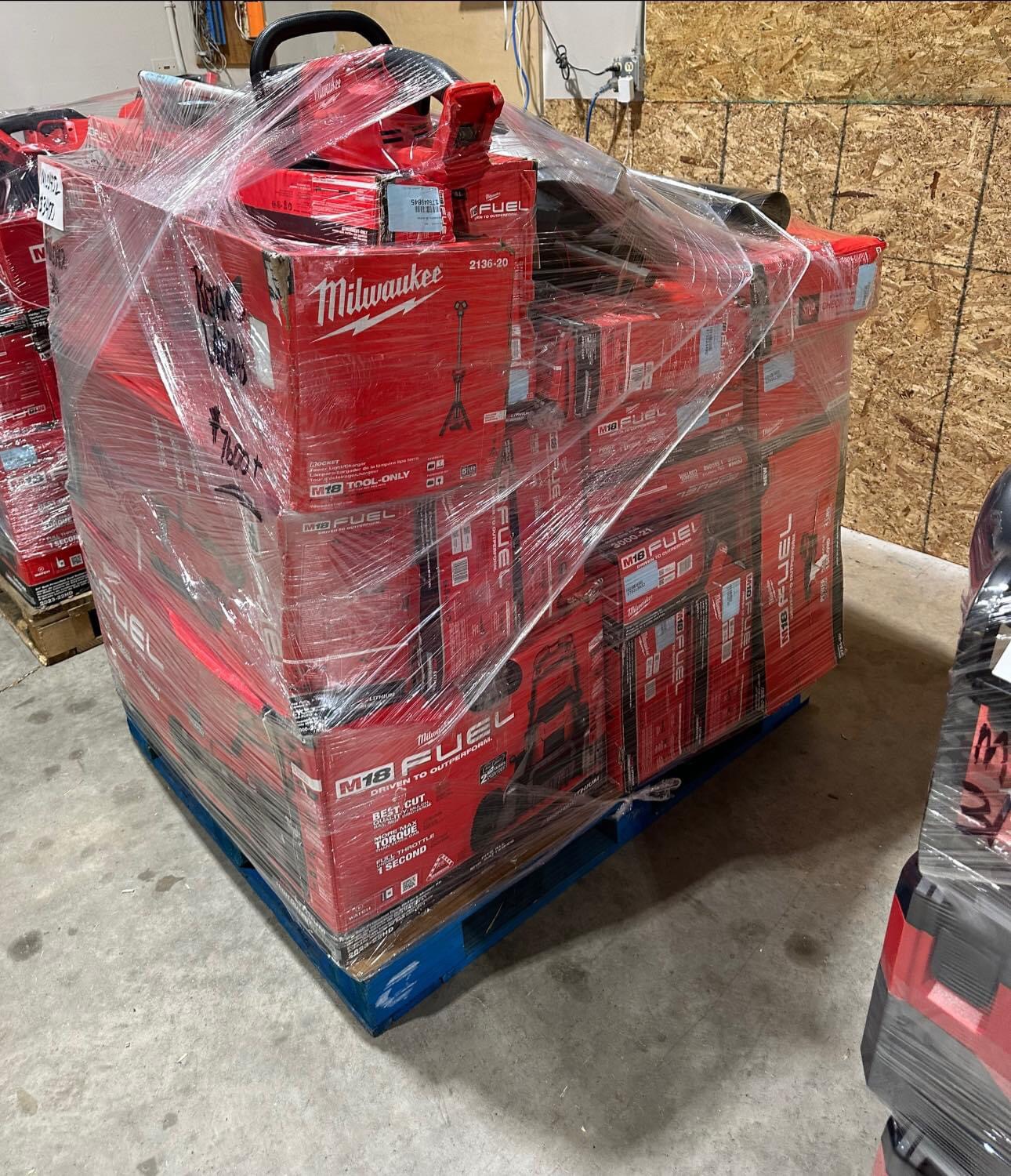 Milwaukee tool pallets - Image 4