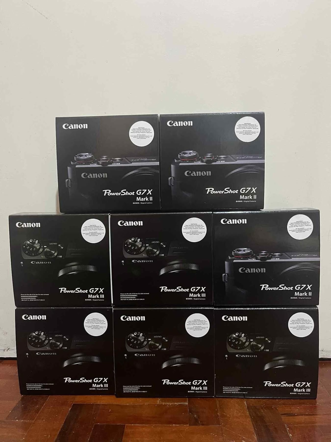 Canon PowerShot camera - Image 2